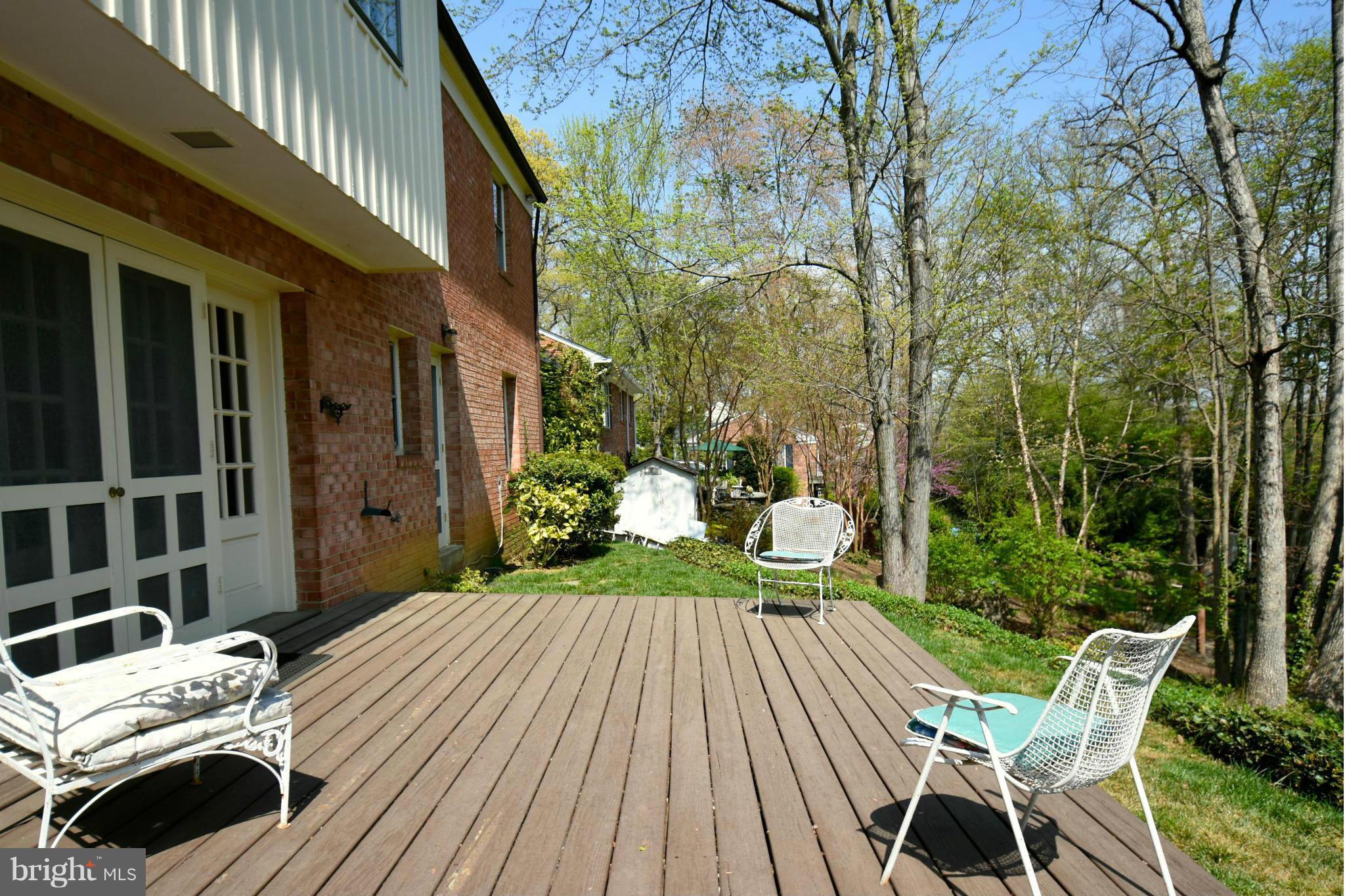 3501 Woodside Road Alexandria, VA 22310 - Photo 29 of 30 Exterior (Rear)