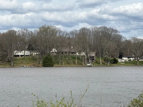 $212,900 | 250 Donna Drive, Unit 4D, Hendersonville, TN 37075