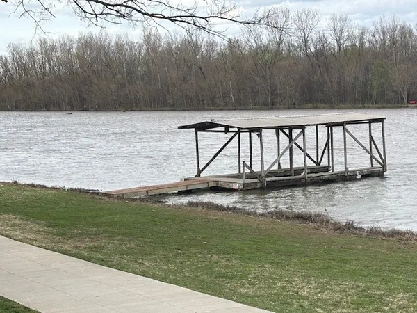 $212,900 | 250 Donna Drive, Unit 4D, Hendersonville, TN 37075