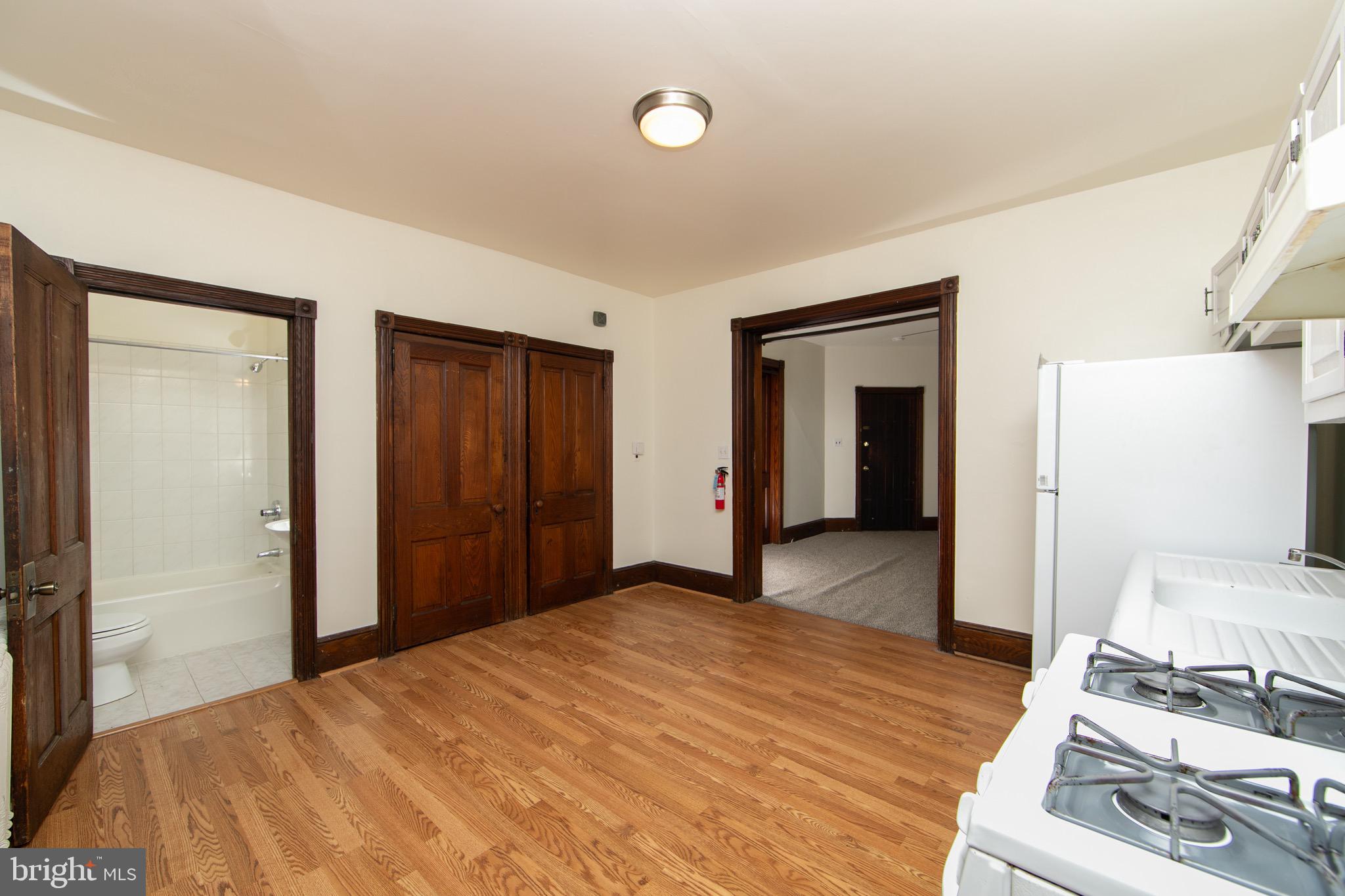 238 South Pavilion Avenue Riverside, NJ 08075 - Photo 26 of 56 Unit B