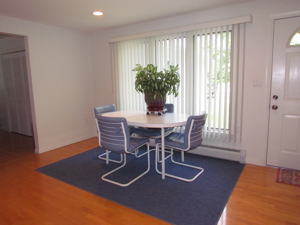 545 Townsend Harbor Road Lunenburg, MA 01462 - Photo 16 of 30