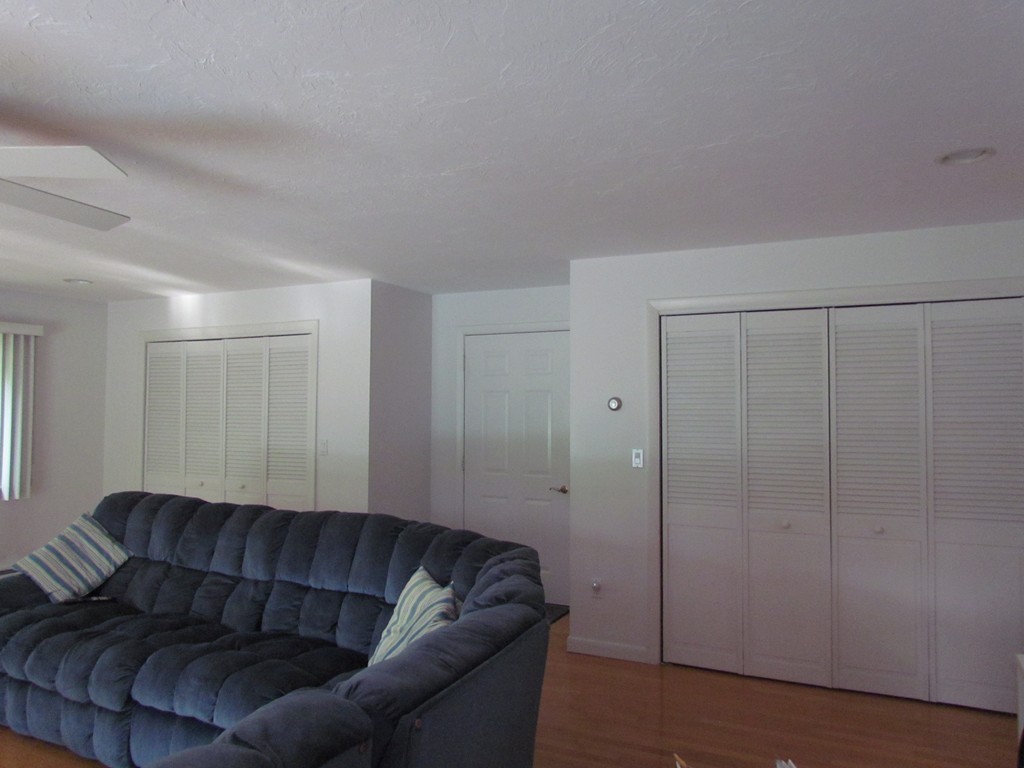 545 Townsend Harbor Road Lunenburg, MA 01462 - Photo 20 of 30