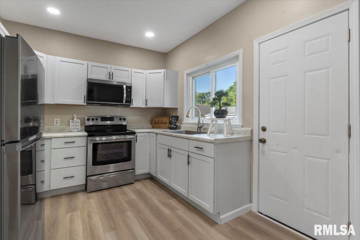 2317 South 9th Street Springfield, IL 62703 - Photo 8 of 33