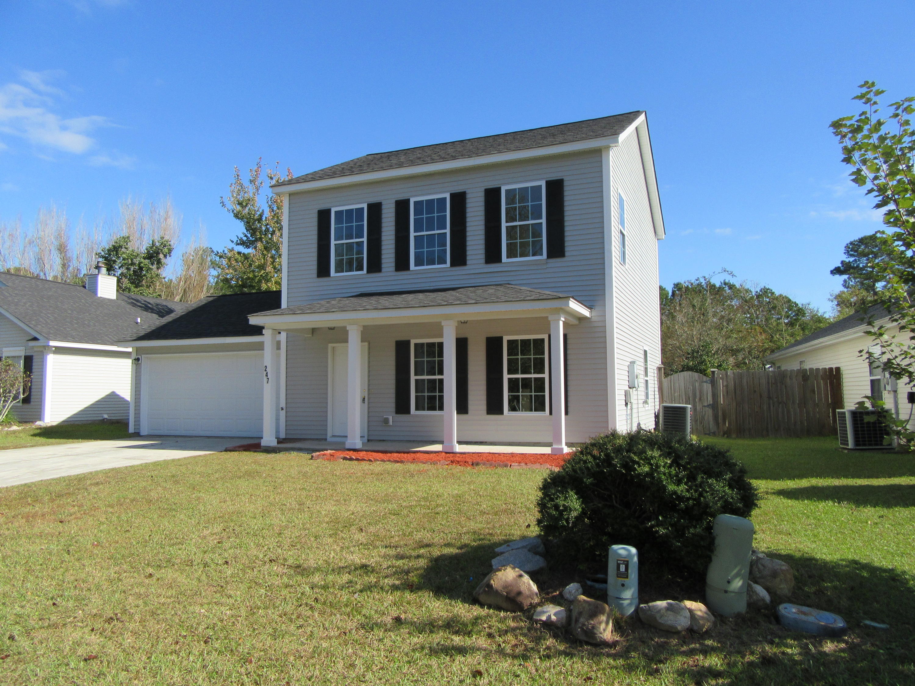 247 2 Pond Loop Ladson, SC 29456 - Photo 2 of 12 181