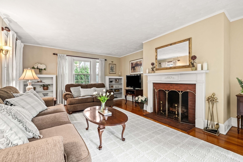8 Clifton Road Milton, MA 02186 - Photo 10 of 40