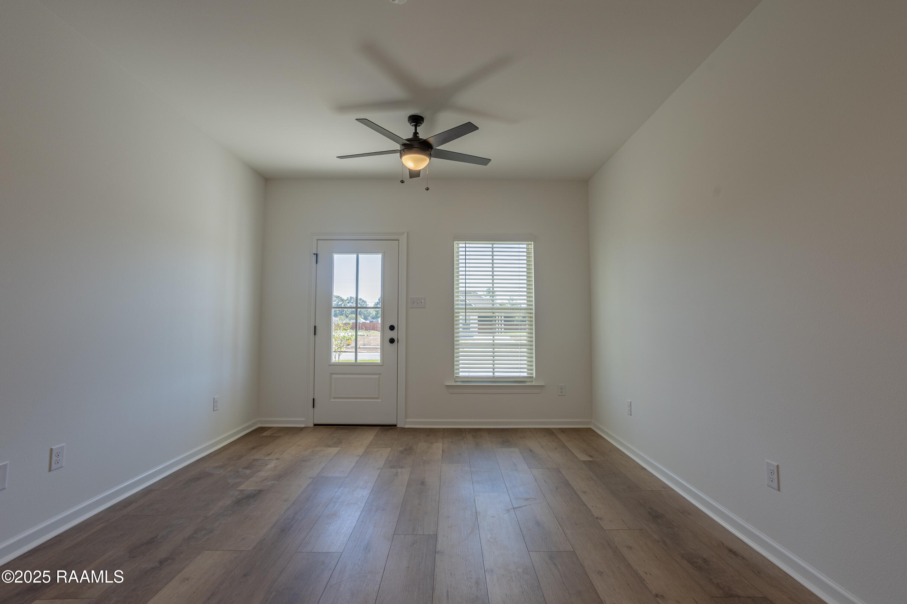 216 Hester Carencro, LA 70520 - Photo 3 of 15 LIVING ROOM