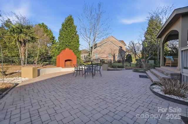 $1,450,000 | 701 Wild Berry Court, Waxhaw, NC 28173