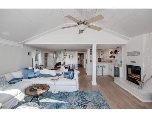 93 Pitman Road Marblehead, MA 01945 - Photo 16 of 28