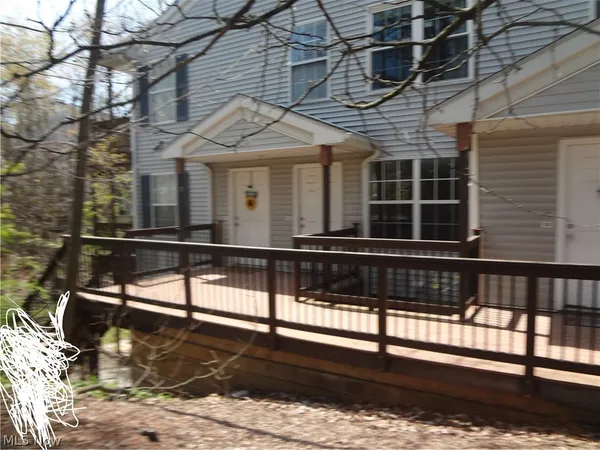 $1,100 | 1304 Stoney Run Trail, Broadview Heights, OH 44147