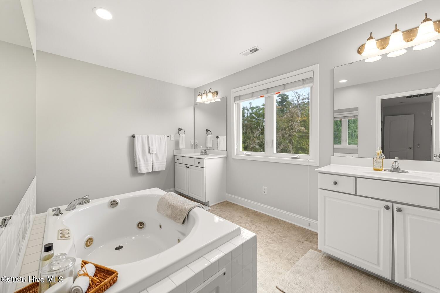 352 Edgewater Road Washington, NC 27889 - Photo 22 of 42 PrimaryBath