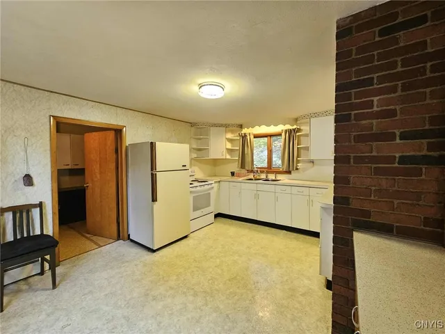 $219,900 | 1429-31 Highway 11, Hastings, NY 13076