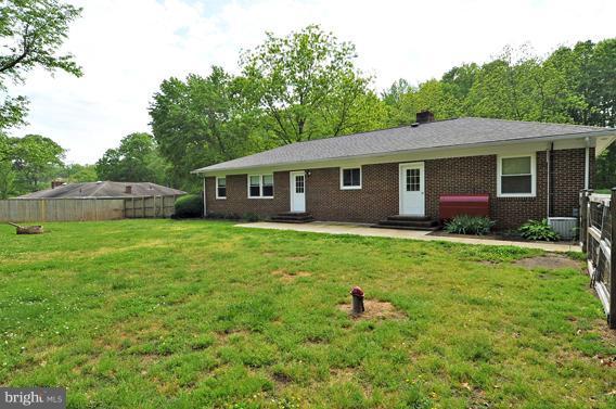 3127 Beards Point Road Davidsonville, MD 21035 - Photo 14 of 24 Exterior (Rear)