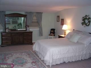 1336 Rose Road Abington, PA 19001 - Photo 5 of 6 Gallery Image 5