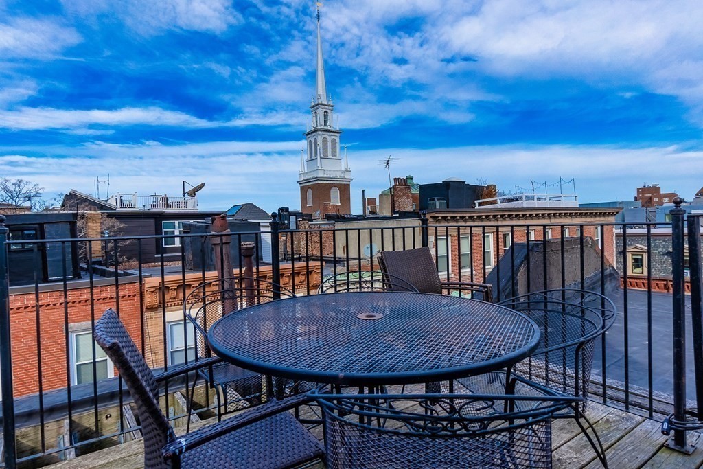 10 Sheafe Street, Unit 5 Boston, MA 02113 - Photo 11 of 12 Gallery Image 11