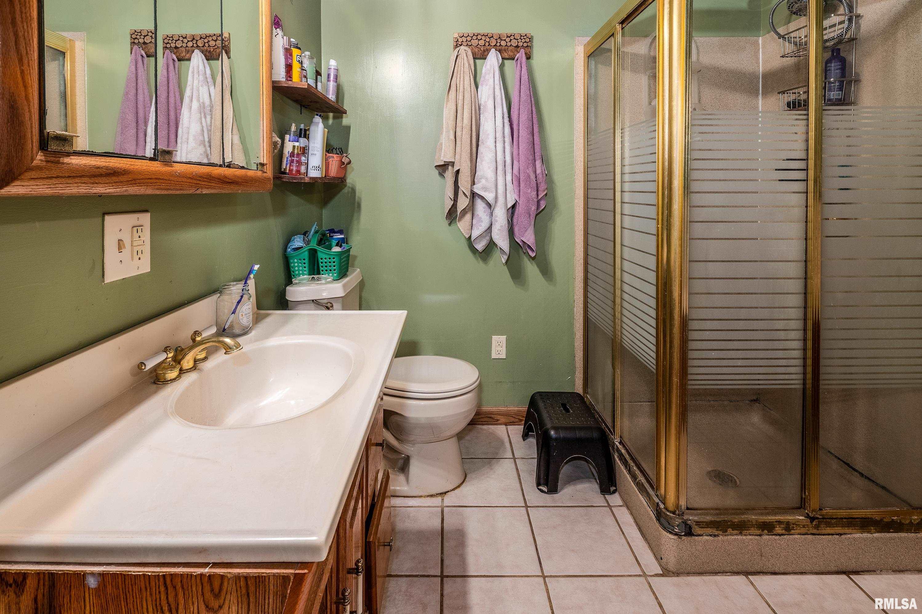 816 South Elm Street Sesser, IL 62884 - Photo 21 of 40