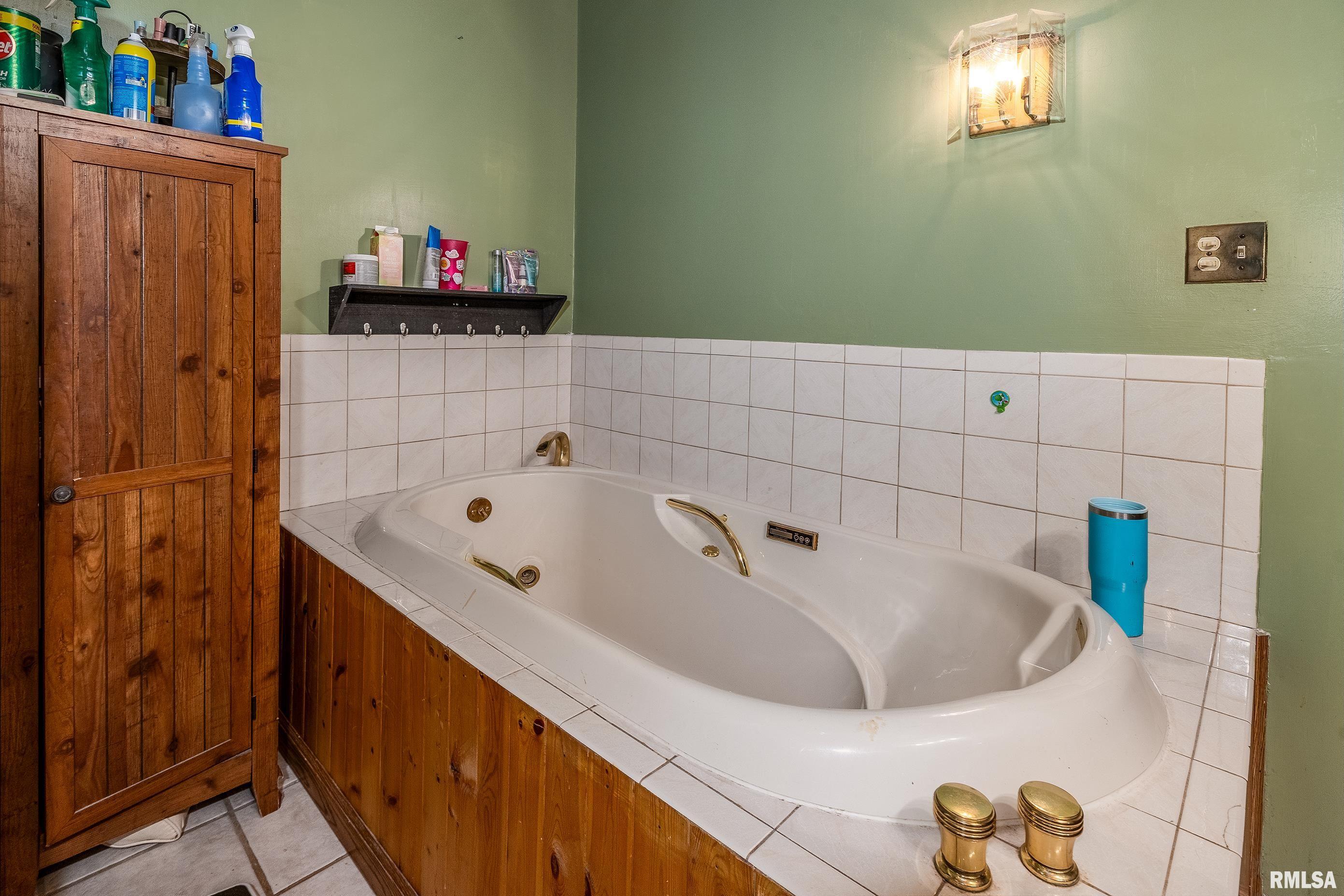 816 South Elm Street Sesser, IL 62884 - Photo 22 of 40