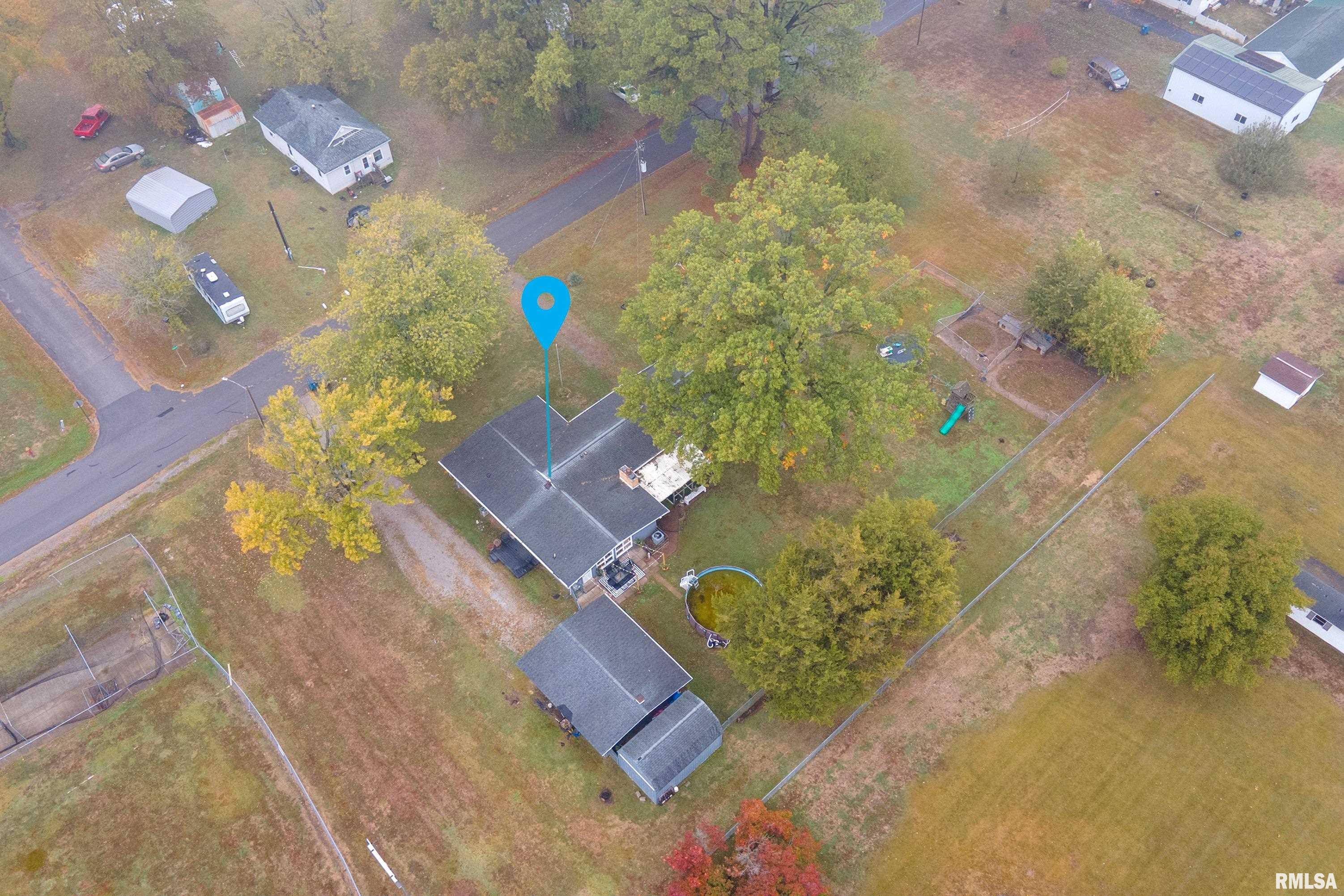 816 South Elm Street Sesser, IL 62884 - Photo 35 of 40