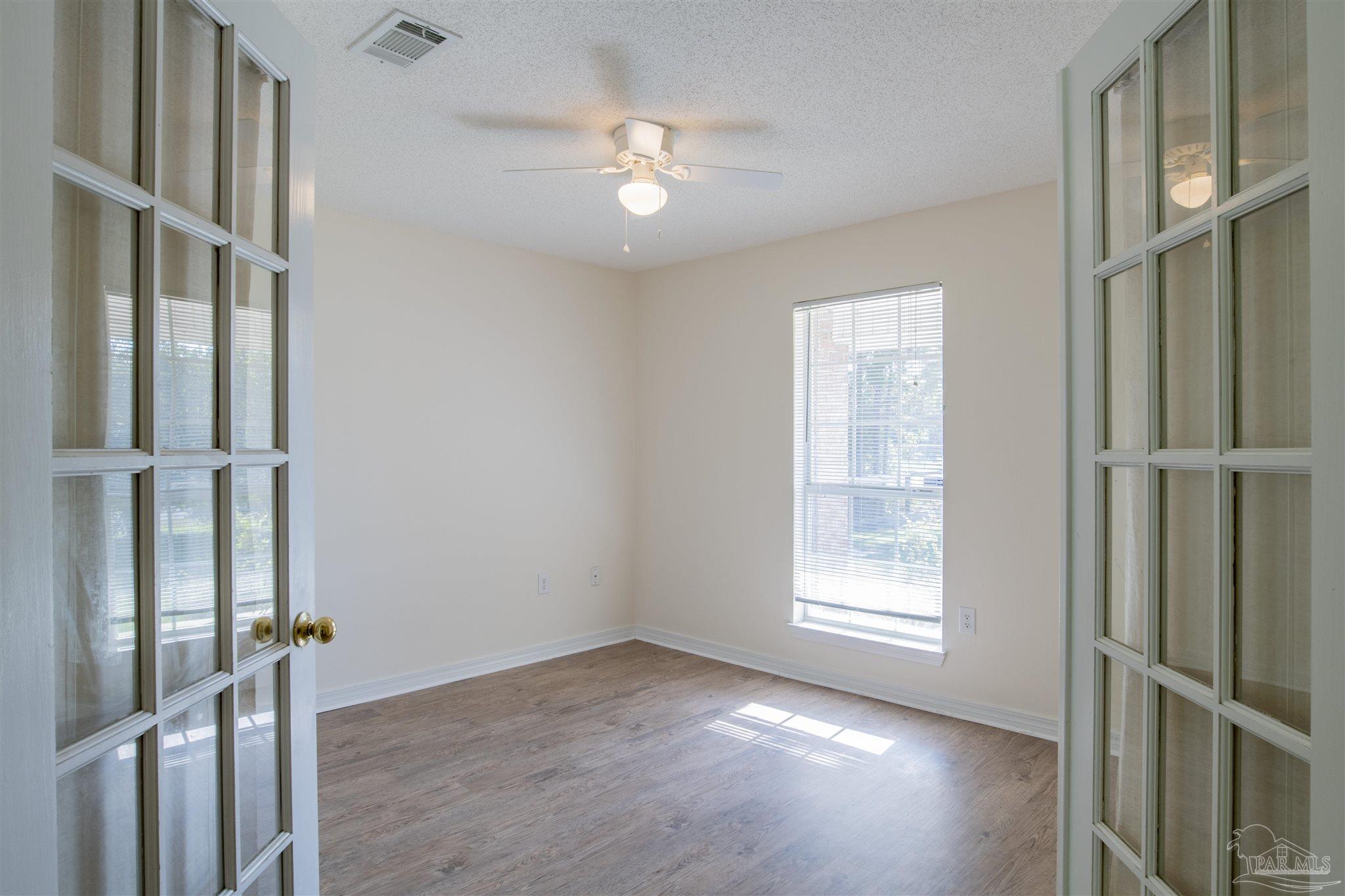 4862 Ribault Lane Milton, FL 32570 - Photo 14 of 25