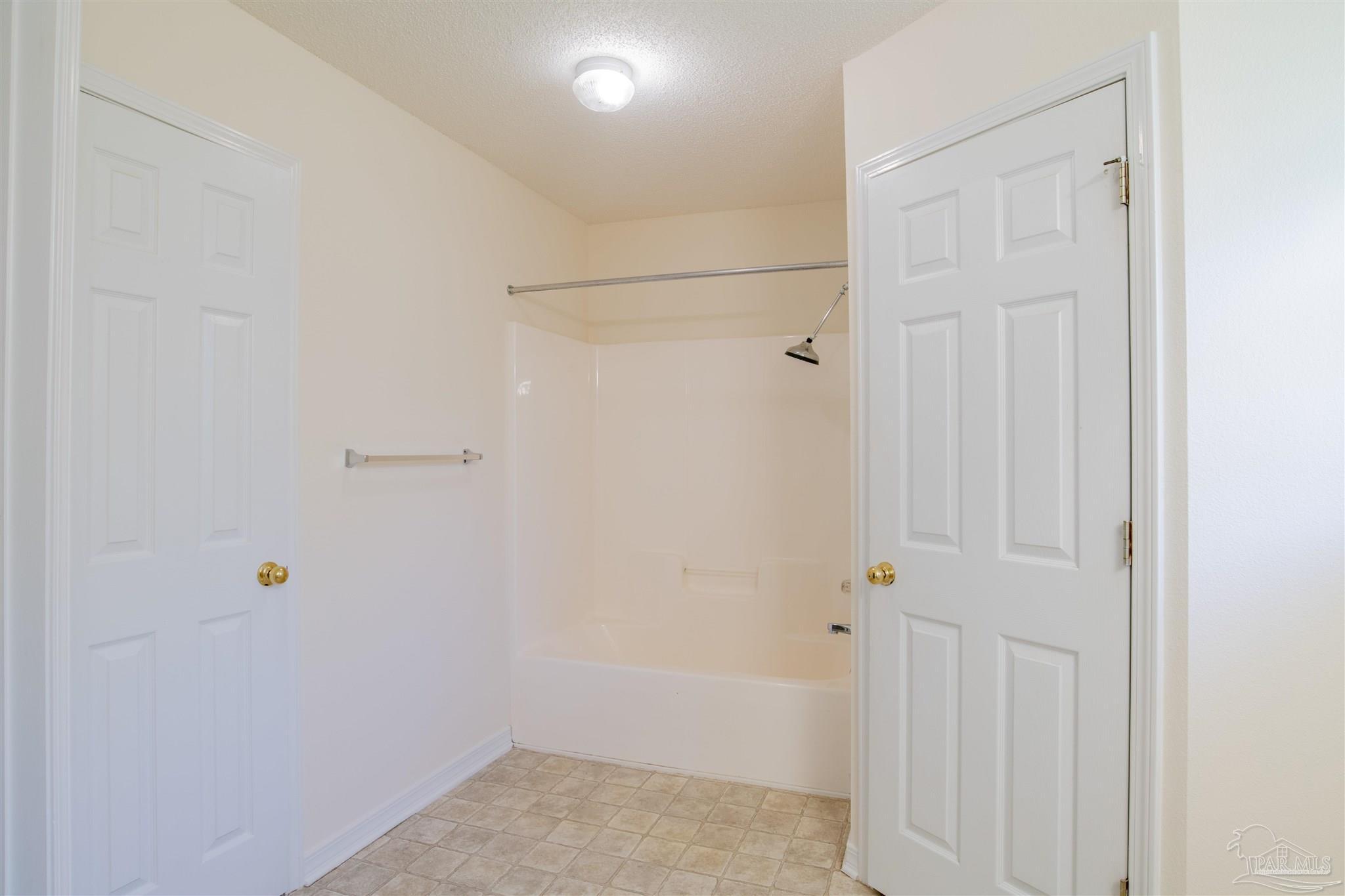 4862 Ribault Lane Milton, FL 32570 - Photo 21 of 25