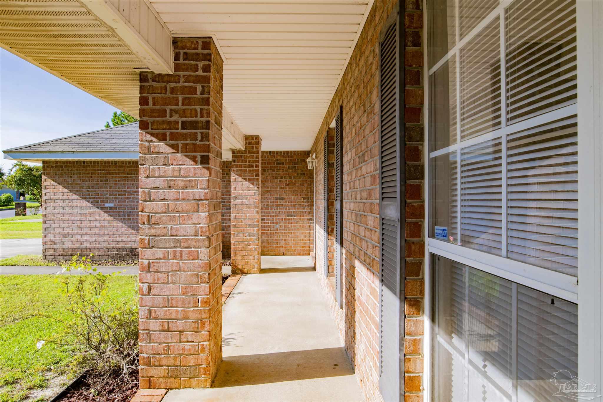4862 Ribault Lane Milton, FL 32570 - Photo 4 of 25