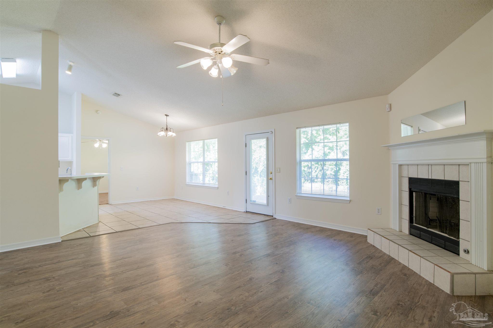 4862 Ribault Lane Milton, FL 32570 - Photo 6 of 25