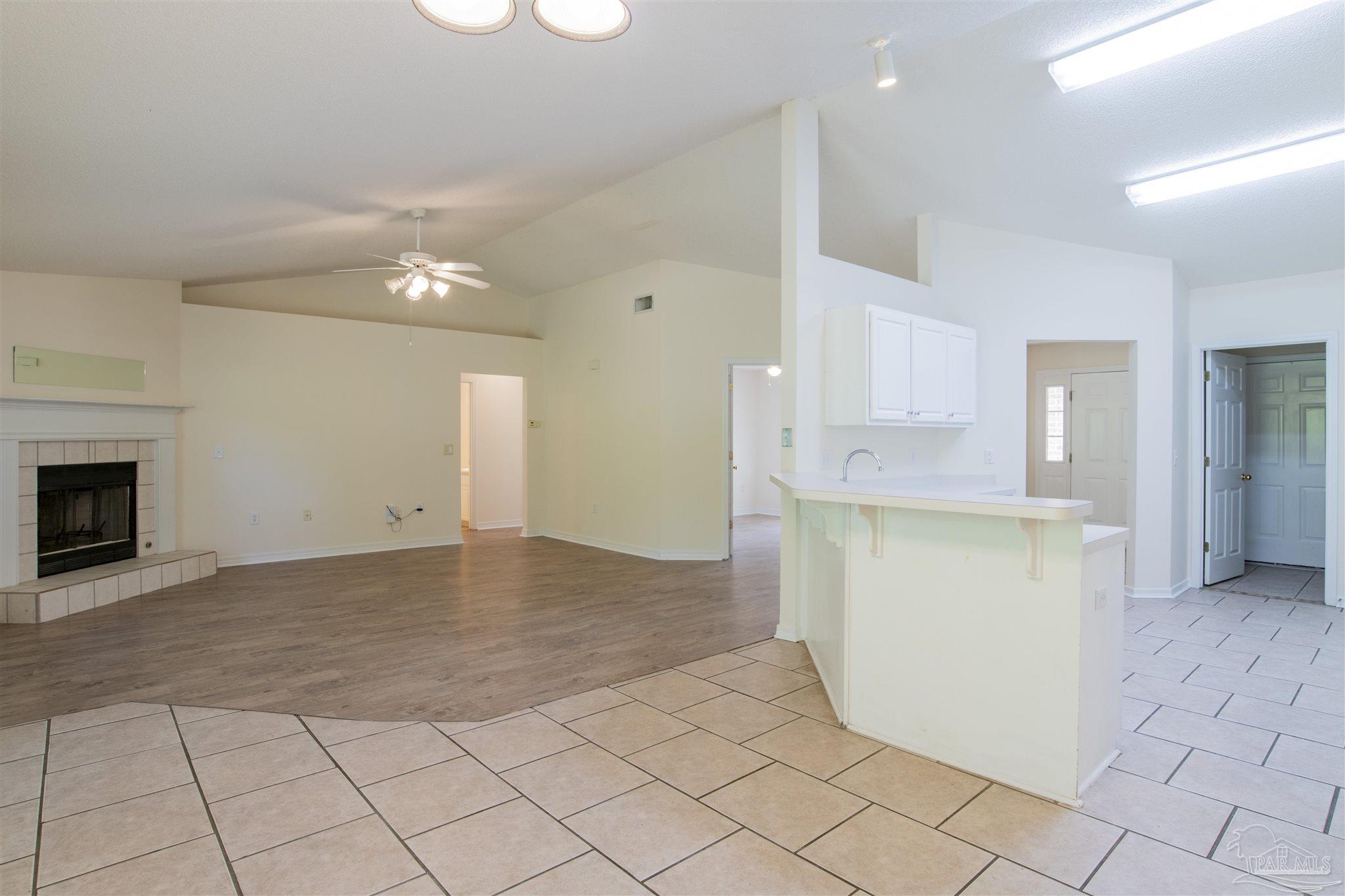 4862 Ribault Lane Milton, FL 32570 - Photo 9 of 25