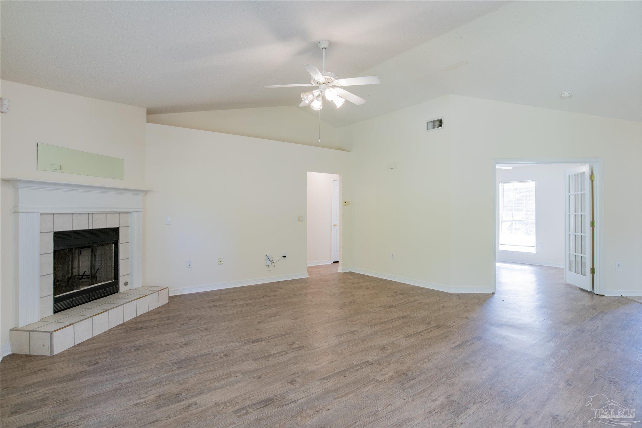 4862 Ribault Lane Milton, FL 32570 - Photo 10 of 25