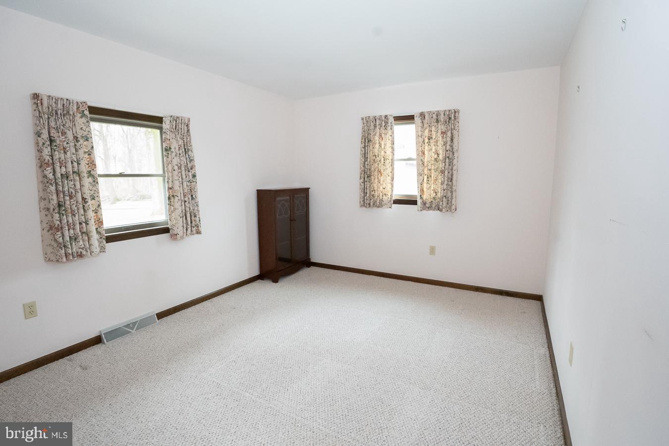 326 Kulps Road Barto, PA 19504 - Photo 14 of 31