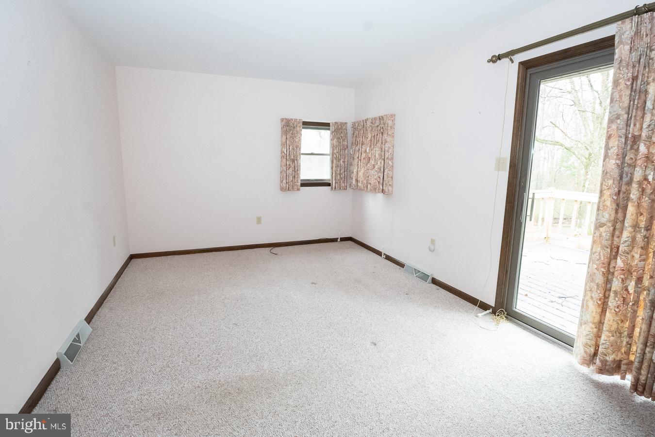 326 Kulps Road Barto, PA 19504 - Photo 16 of 31