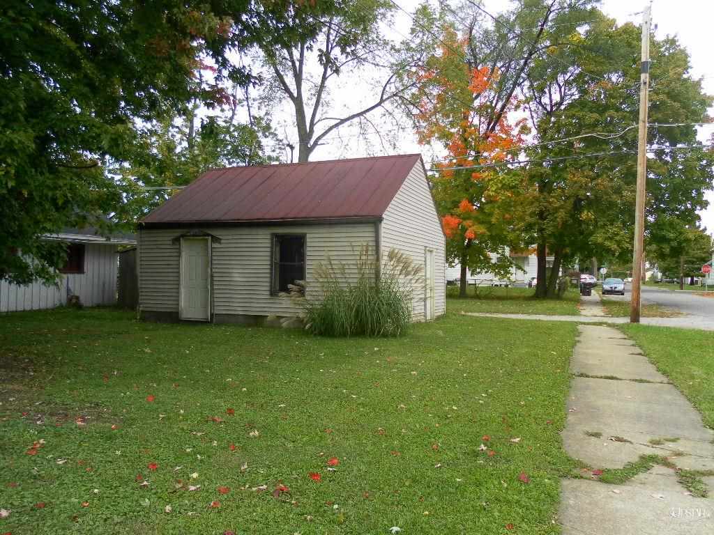 1704 Howell Street Fort Wayne, IN 46808 - Photo 3 of 11 Gallery Image 3