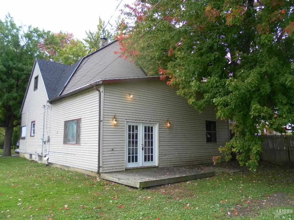 1704 Howell Street Fort Wayne, IN 46808 - Photo 4 of 11 Gallery Image 4