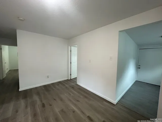 $1,750 | 1014 Eldorado, San Antonio, TX 78225