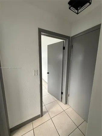 $2,000 | 2216 Fillmore Street, Unit 6, Hollywood, FL 33020