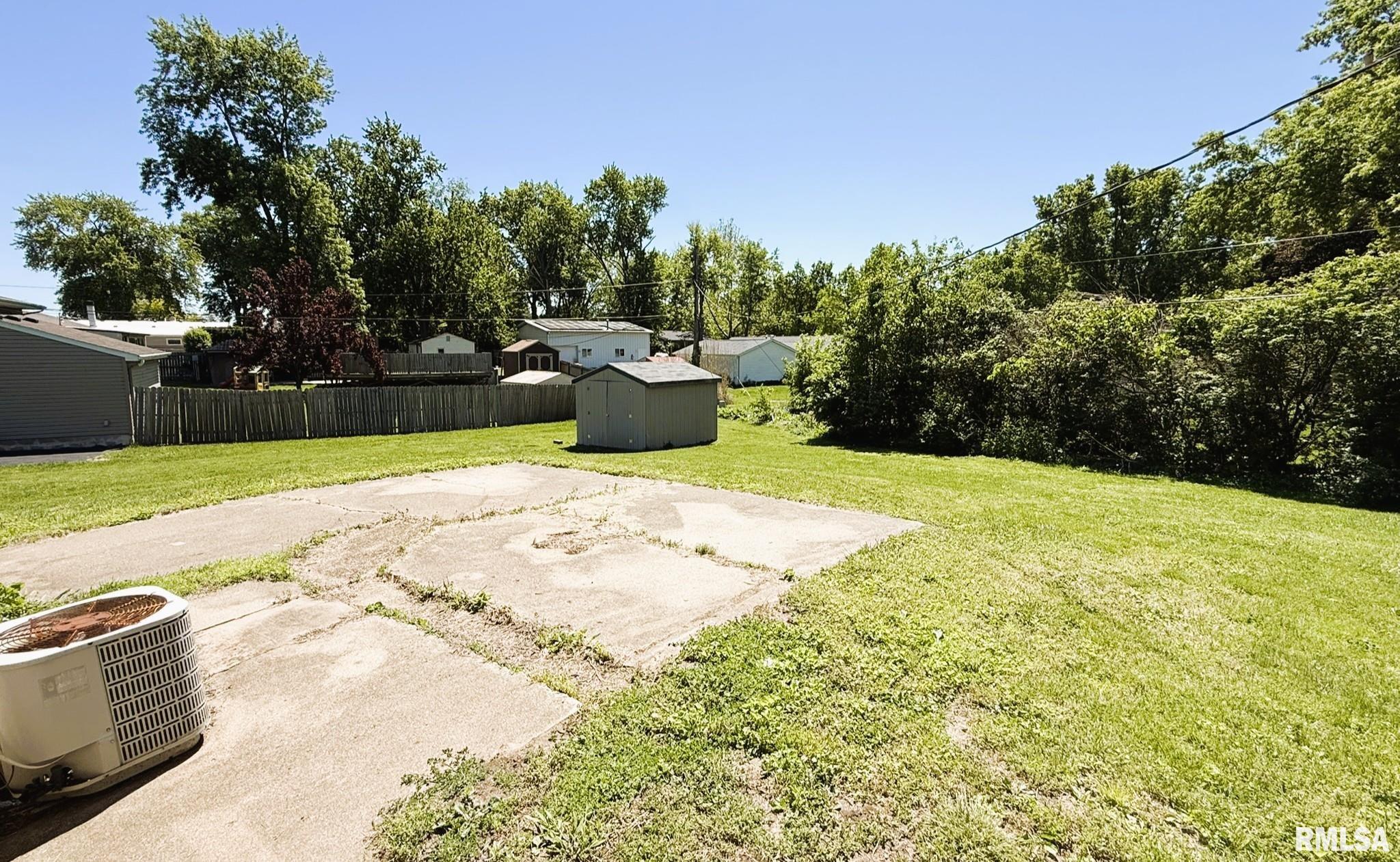 1600 East Walnut Street Chatham, IL 62629 - Photo 15 of 16