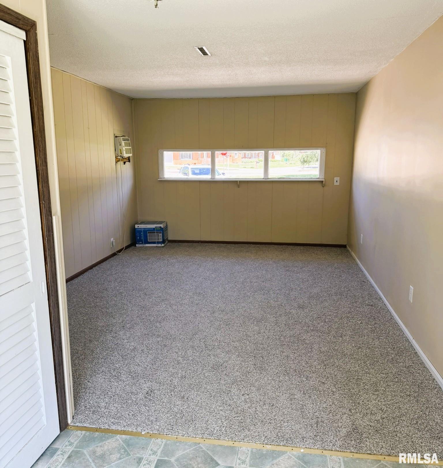1600 East Walnut Street Chatham, IL 62629 - Photo 5 of 16