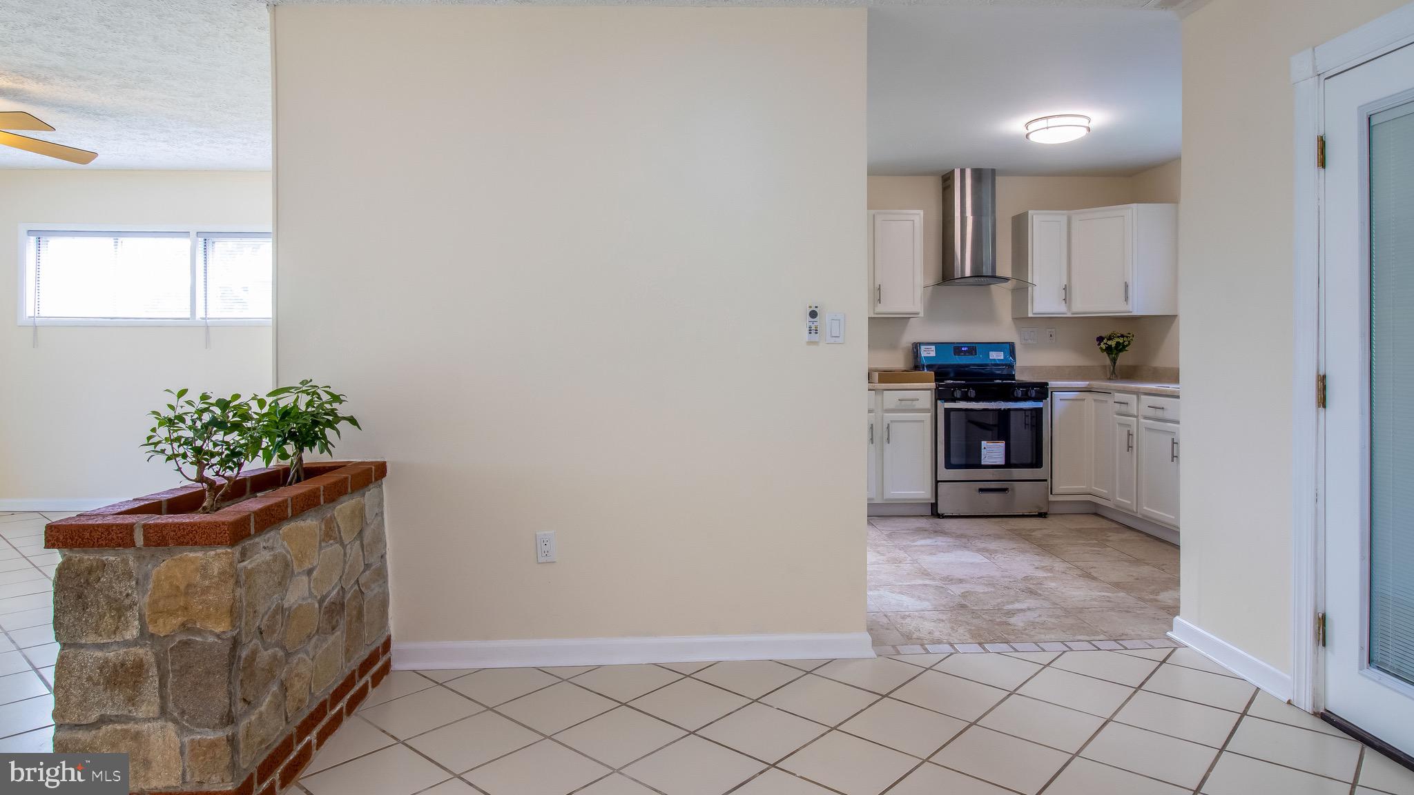 2603 Burridge Road Baltimore, MD 21234 - Photo 8 of 26 Custom dining room features