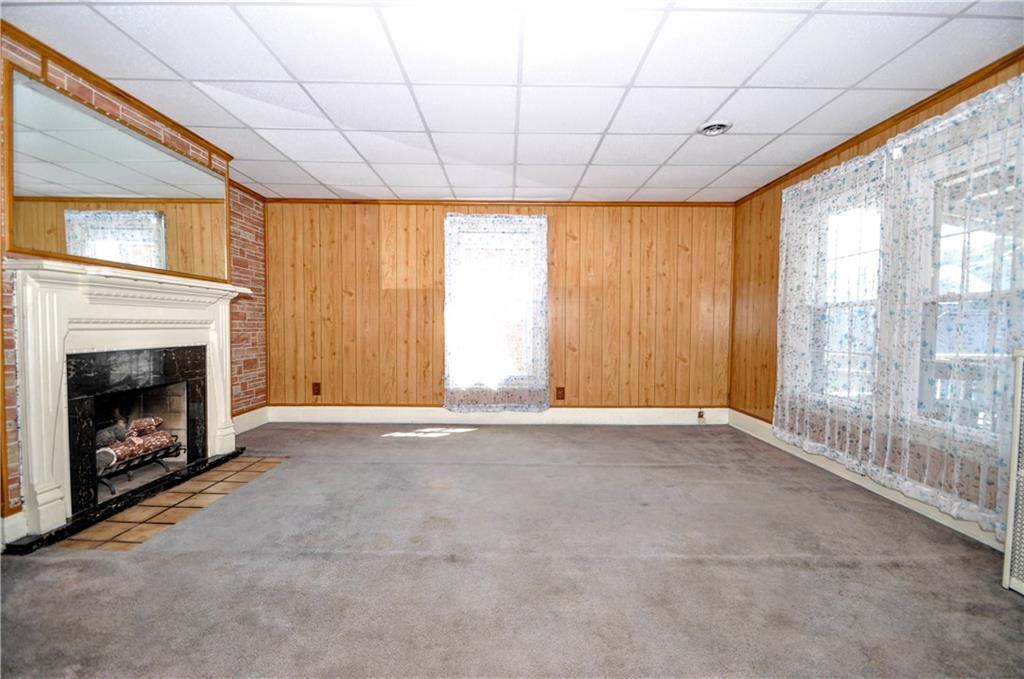 509 West Main Street Monongahela, PA 15063 - Photo 8 of 39 a view of an empty room with a window