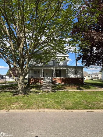 $160,000 | 211 North Shuffleton Street, Sigourney, IA 52591