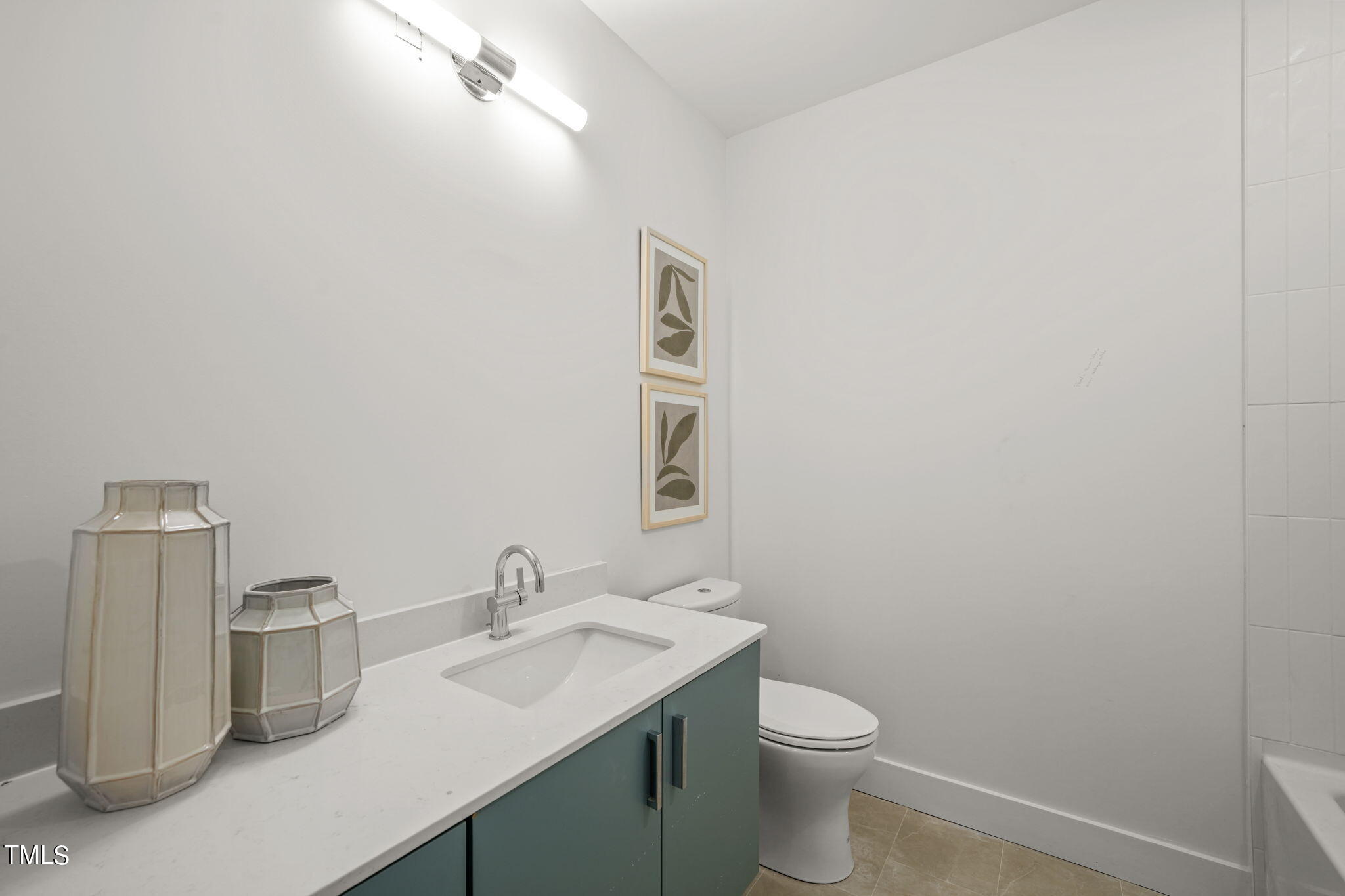 29 Enterprise Street, Unit 305 Raleigh, NC 27607 - Photo 22 of 48 20-web-or-mls-DSC00910