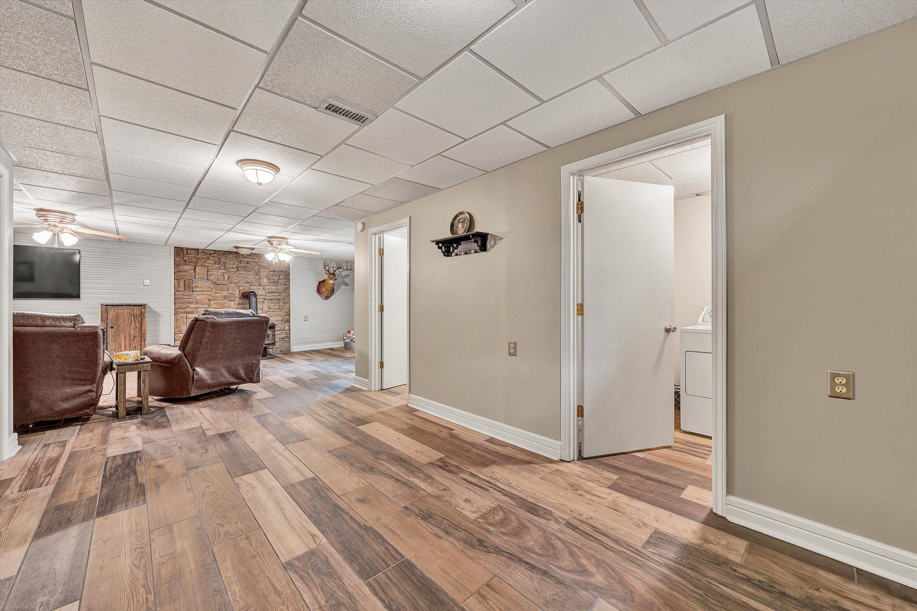 460 Stonybrook Road Wirtz, VA 24184 - Photo 23 of 44 a big room with closet and mirror