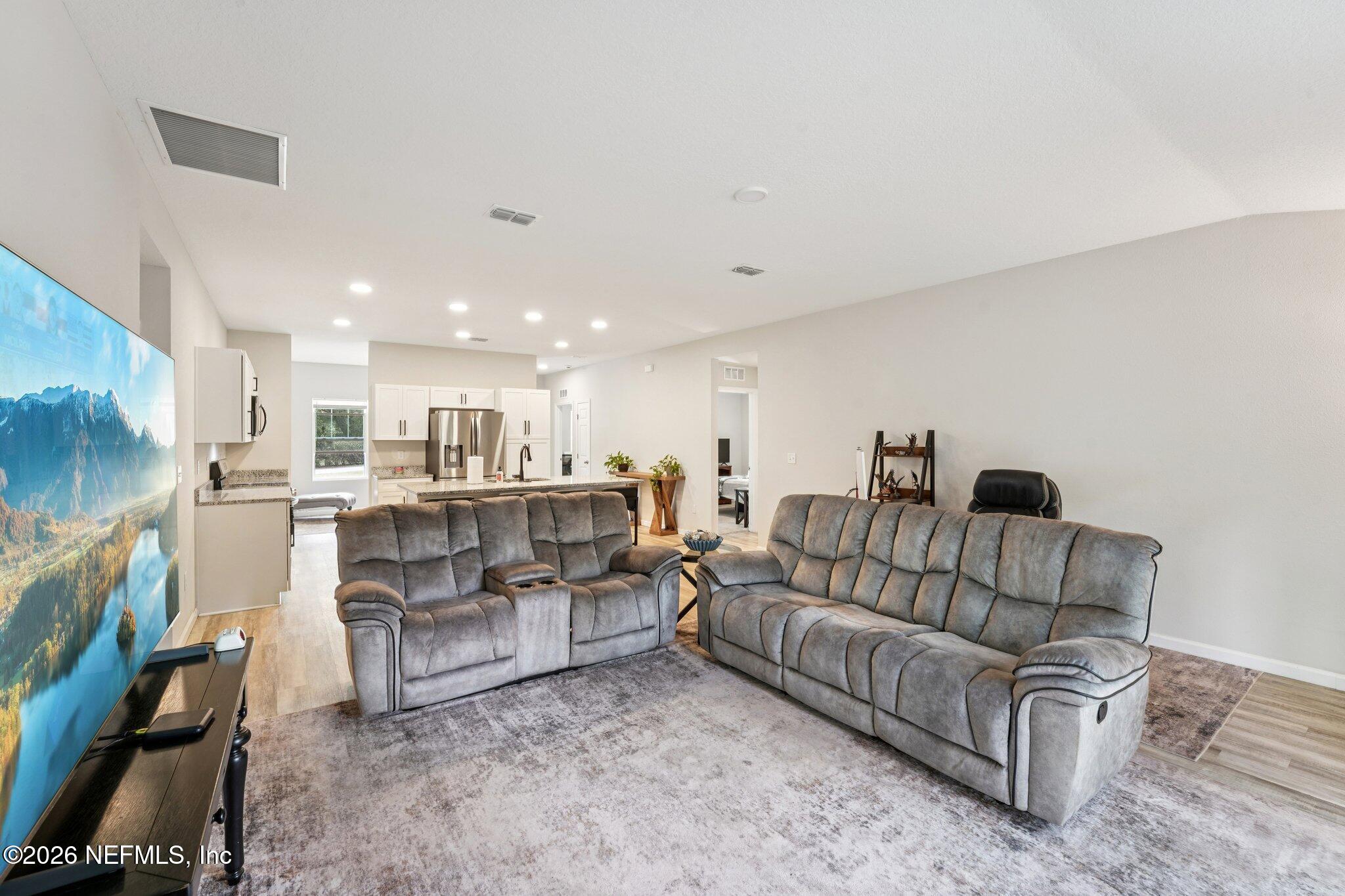 6971 Como Road Jacksonville, FL 32210 - Photo 3 of 23 8-web-or-mls-Como Rd-S2002-008