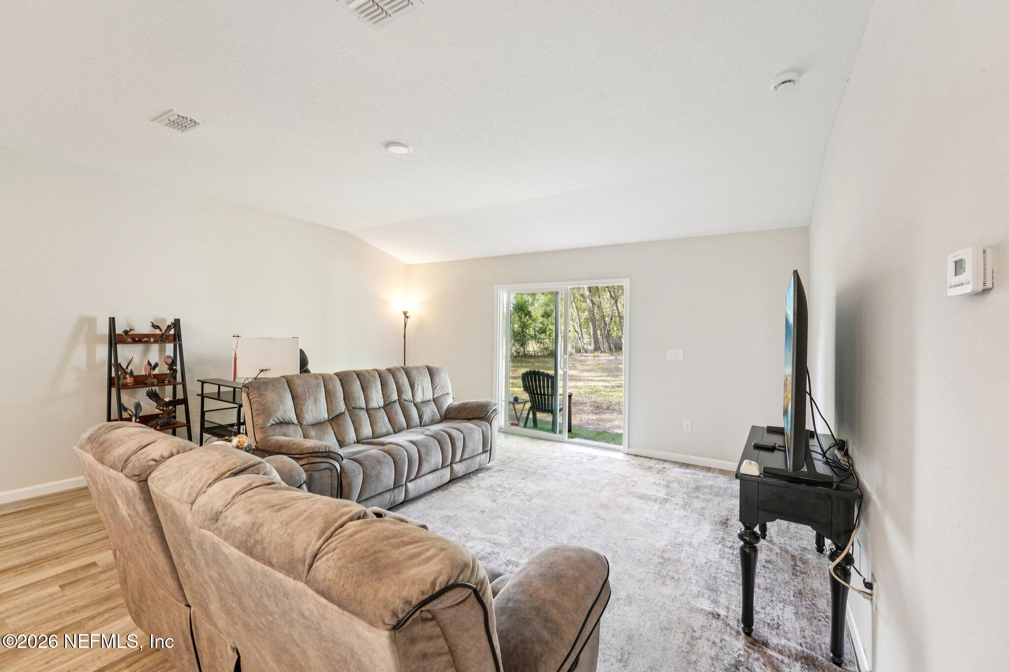 6971 Como Road Jacksonville, FL 32210 - Photo 4 of 23 7-web-or-mls-Como Rd-S2002-007