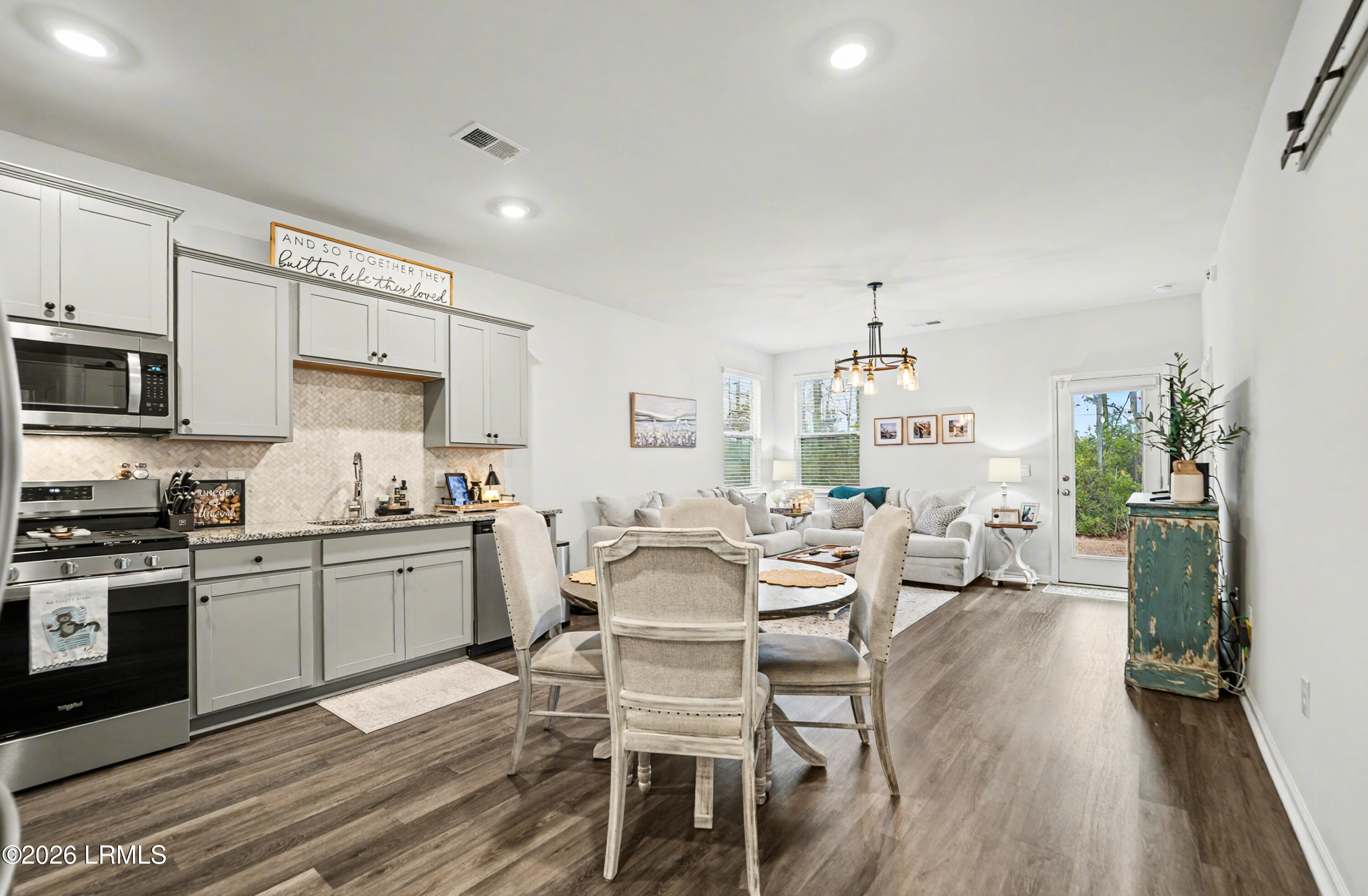 1877 Sanctum Street Ridgeland, SC 29936 - Photo 14 of 39 DSC02793-75-1.jpg-FULL