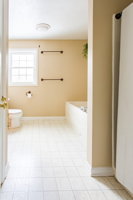 270 New Braintree Road West Brookfield, MA 01585 - Photo 26 of 37 a bathroom with a toilet and a shower