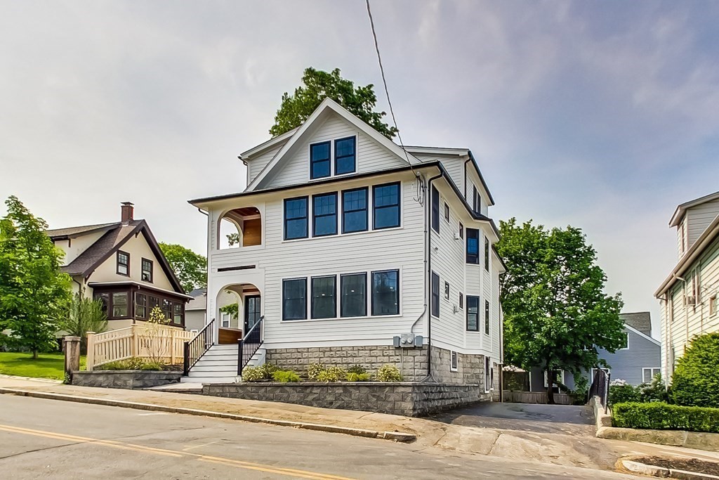 37 Appleton Street, Unit 37 Arlington, MA 02476 - Photo 4 of 38