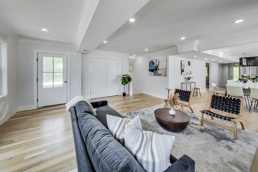 37 Appleton Street, Unit 37 Arlington, MA 02476 - Photo 8 of 38