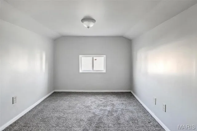 $109,900 | 1534 7th Street, Madison, IL 62060