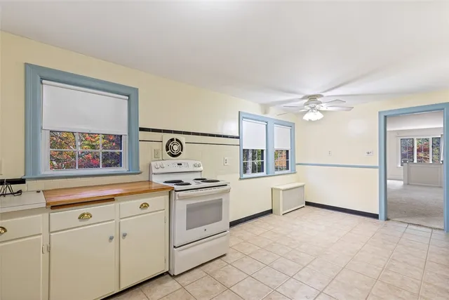 $2,500 | 4 Chase Lane, Lincoln, RI 02865