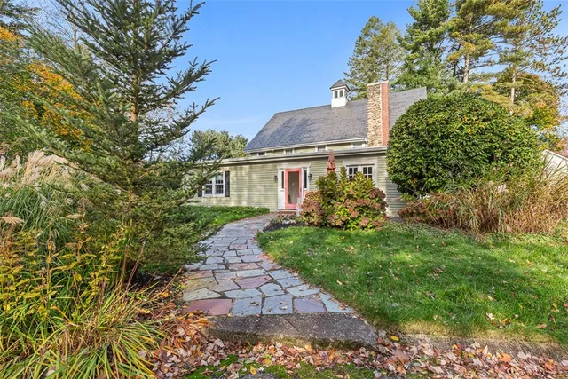 $2,500 | 4 Chase Lane, Lincoln, RI 02865