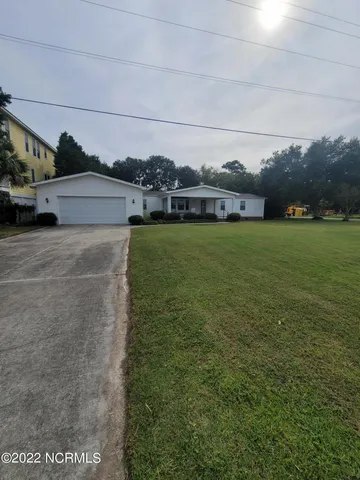 $2,600 | 405 Alabama Avenue, Carolina Beach, NC 28428